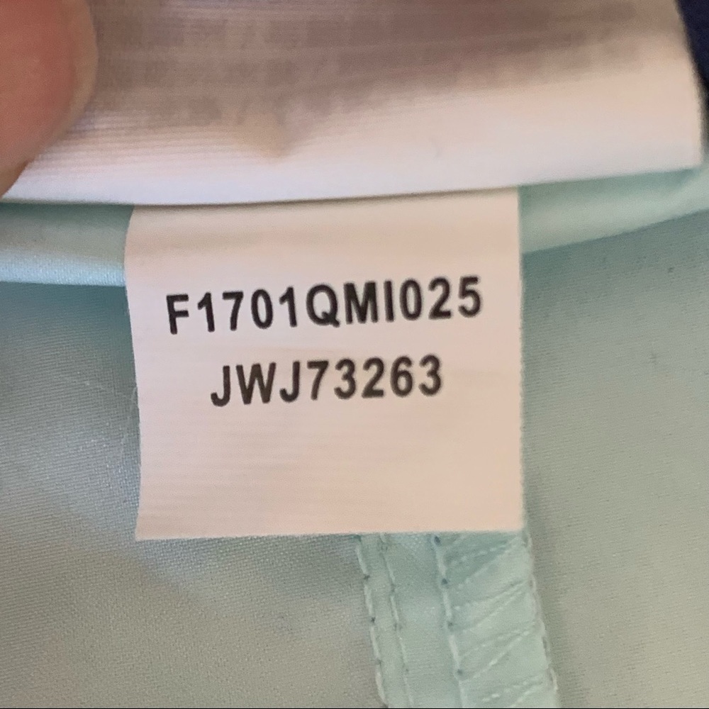New Balance for J. CREW Windbreaker Hooded Jacket in Aqua Sky Lightweight Size S - Picture 15 of 16